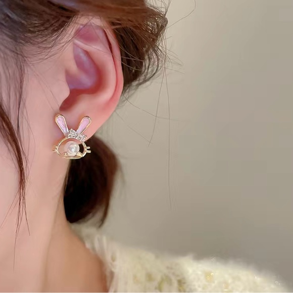 Easter Bunny Rabbit Earrings - Picture 2 of 4